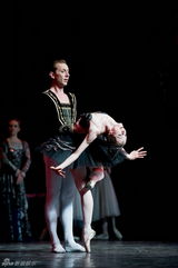 组图：俄皇家“天鹅”京城起舞 精彩演绎芭蕾代表作