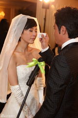 高清：罗嘉良与苏岩交换戒指亲吻 新娘喜极而泣