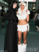 组图：炫酷吊炸天！外国妞儿玩cosplay槽点多