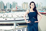 组图：梁爱琪游艇写真曝光 魅力尽显典雅风采