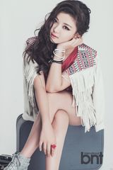 组图：演员金有贞优雅纯真 尽展可爱本色