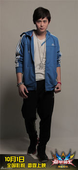 组图：《铠甲勇士》将映 铠甲F4掀暖男潮