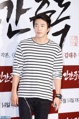 独家高清：金泰熙权相佑大咖齐捧场宋承宪新片