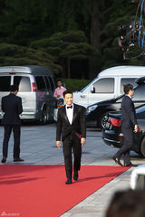 独家高清：又是一年百想红毯 众星云集争奇斗艳