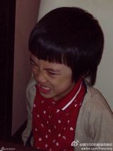 组图：吴镇宇穿制服搞怪 疑影版《冲上云霄》试装照