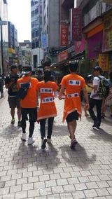 组图：中国《跑男》赴韩 邓超Angelababy林更新被围观