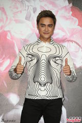 组图：明道发布首张专辑 王心凌杨谨华到场力挺