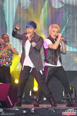 组图：林大晋首场个唱开启 罗志祥监场压阵