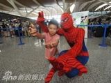 组图：进击的二次元！国内首个cos动漫航班开飞