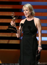 组图：莫拉《绝命毒师》获剧情类最佳剧本奖