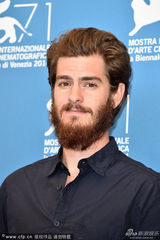 组图：《99个家》亮相威尼斯 蜘蛛侠加菲变野人