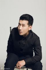 组图：孔郁搞笑时尚帅气写真 风度偏偏绅士魅力