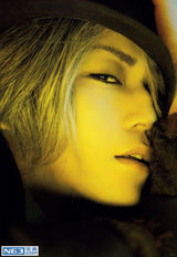 策划：浓妆不专属 看男歌手如何妖艳逆袭