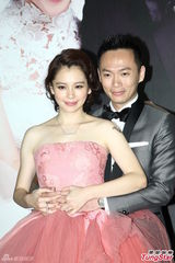 组图：徐若瑄摆酒吻老公 舒淇林心如林志玲剩女齐道贺