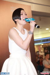 组图：田蕊妮发新碟 挺老公杜汶泽有艺德