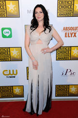 组图：评论家奖众星云集 谢耳朵帅气潘妮秀短发