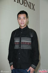 组图：经纪人黄柏高生日 杨千嬅等群星到贺