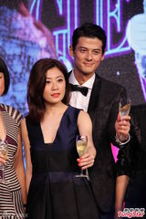 组图：白百何曝收柯震东道歉短信 抢镜李冰冰