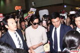 组图：李敏镐访台上千粉丝接机 保安险引冲突