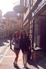 组图：剑桥女博士曝照走红 谁说她们是第三类人