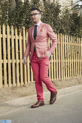 组图：郭涛重归文艺路 另类写真展温情