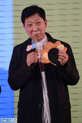 组图：《虎妈猫爸》赵薇佟大为老友相见槽点多