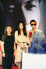 组图：《一生一世》谢霆锋否认爱得霸道