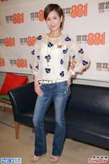 组图：李若彤望原班拍《女人俱乐部》电影版