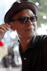 组图：《迷城》香港探班 林岭东余文乐片场谈笑