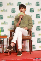 组图：李敏镐变暖男 称与金秀贤合作会擦出火花