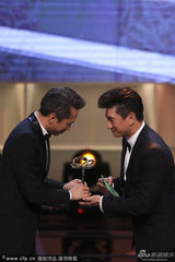 组图：上视节落幕王志文孙俪获奖 邓超为妻领奖