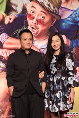 组图：《心花路放》首映 陶虹挽宁浩走红毯