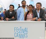 组图：《廷巴克图》女主演着民族服饰别具风情