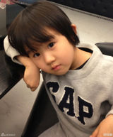 组图：儿童节萌娃当道！众星晒亲子照欢乐过节