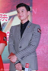 组图：电视剧《红色》发布会小陶虹张鲁一亮相