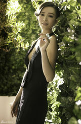 组图：张静初全新唯美大片曝光 简洁诠释知性女人