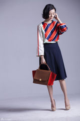 组图：车晓文艺范儿写真曝光 短发知性从容优雅