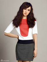 组图：江铠同冷艳洋装大片 小女人霸气蜕变