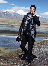 组图：林江国秋日写真 帅气迷人男人味