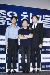 独家：《好朋友》三主演宣传新作 帅出新高度