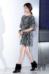 组图：崔始源郑雨盛李彩琳等众星亮相品牌展