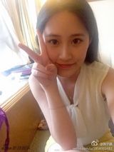 组图：美女学生会副主席陈子湄走红 五官漂亮气质出众