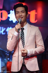 组图：刘明辉新专辑发布 陈楚生沈庆助阵献唱