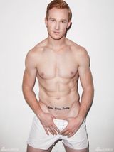 组图:男神一网打尽！全球百名性感男子半裸来袭