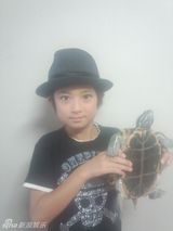 组图：报告！《金田一》中发现可爱正太一枚