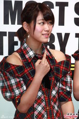 组图：AKB48台湾握手会卖萌 大赞美食成吃货