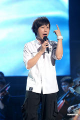 高清：五月天四场个唱成功落幕 阿信被歌迷热情震撼