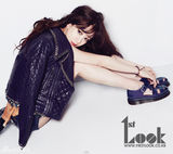 组图：韩星郑丽媛春装写真展时尚个性风采