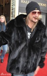 高清图：奥普拉和麦卡特尼等获奖 奥巴马亲自颁奖