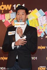 组图：陈建州新节目尺度大 坦言不敢请范玮琪